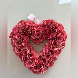 🌸NEW Valentines Decor Pink Heart-Shaped Floral Wreath